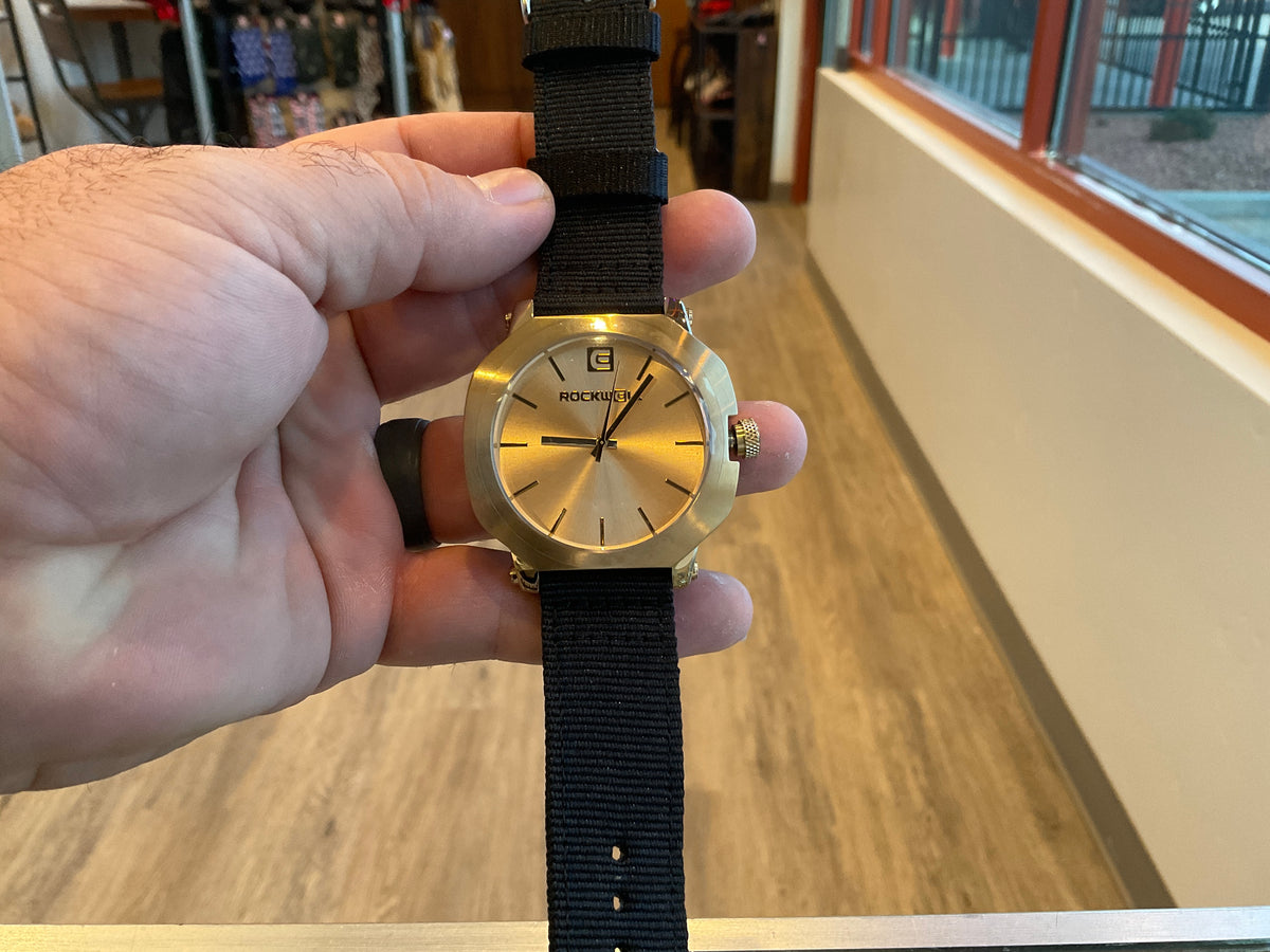Apex Gold/Black
